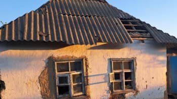 Окупанти били по райцентру дронами-камікадзе та